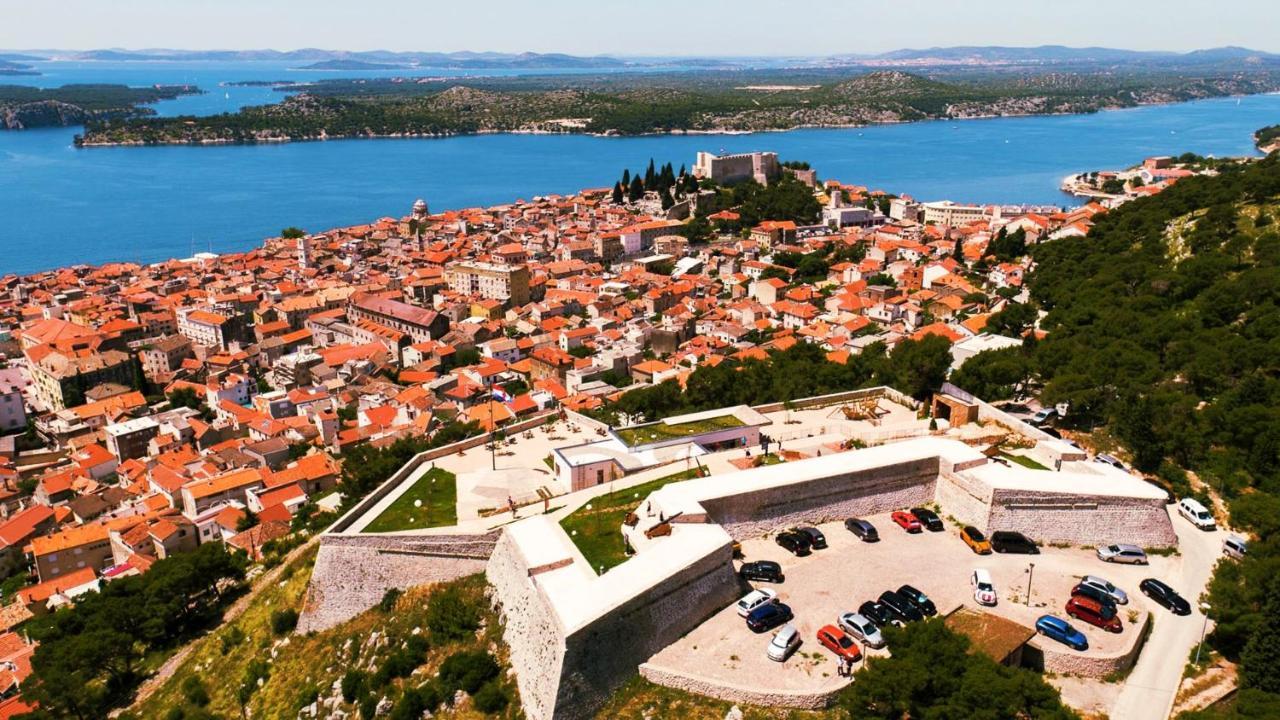 Apartments Samac Šibenik Exteriör bild